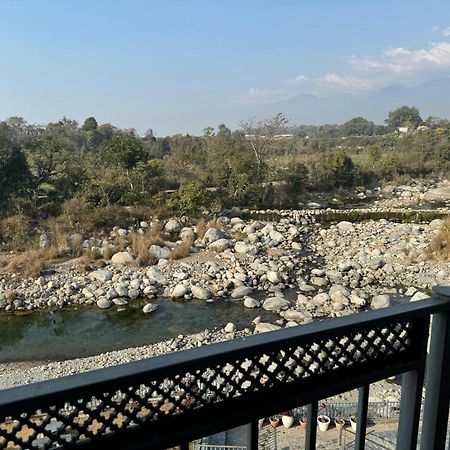 Hotel River Retreat Kangra Zewnętrze zdjęcie