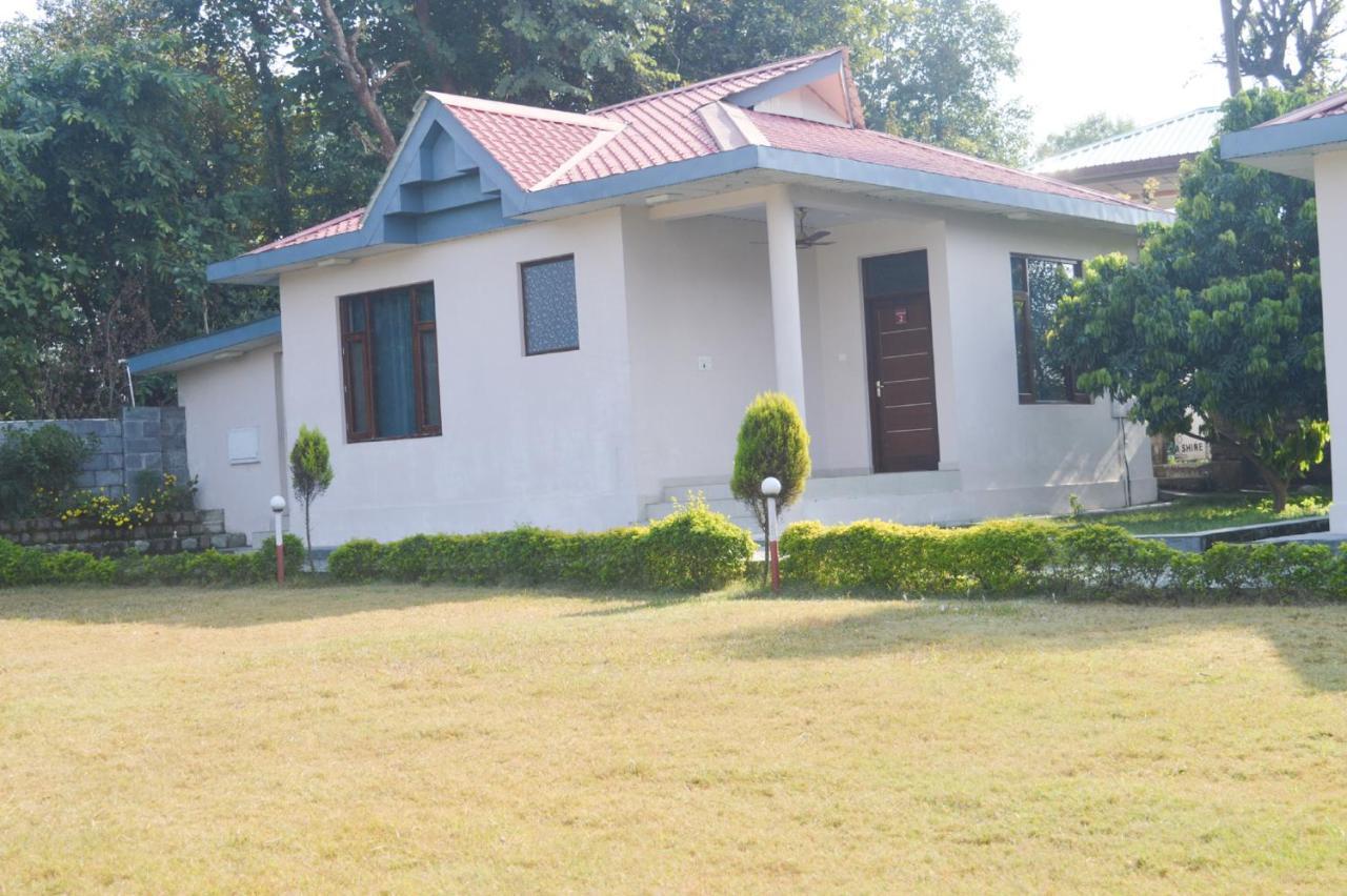 Hotel River Retreat Kangra Zewnętrze zdjęcie
